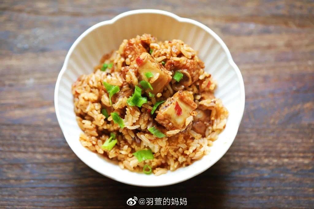 焖排骨饭