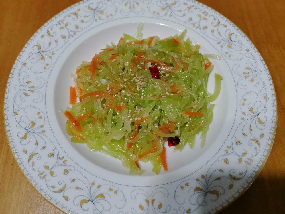 凉拌莴笋