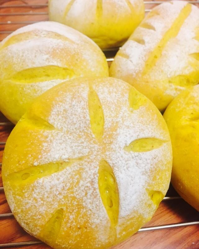 小煮兔做的南瓜可可软欧