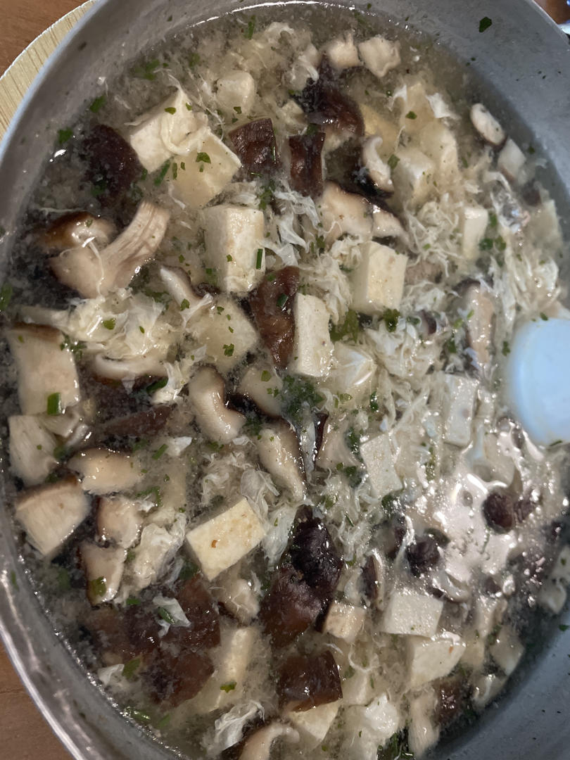 西湖牛肉羹：醇香嫩滑鲜美可口的西湖牛肉羹