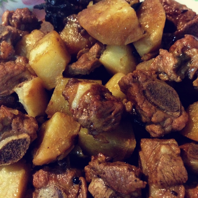 土豆炖排骨