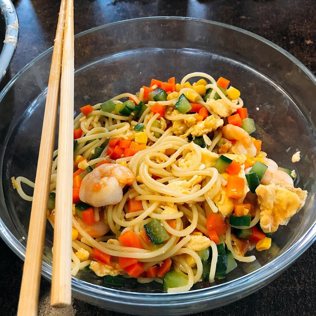 三色炒虾仁