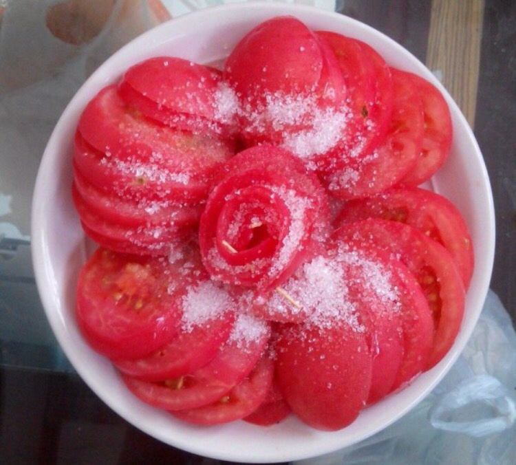 糖渍西红柿（新手必备菜）