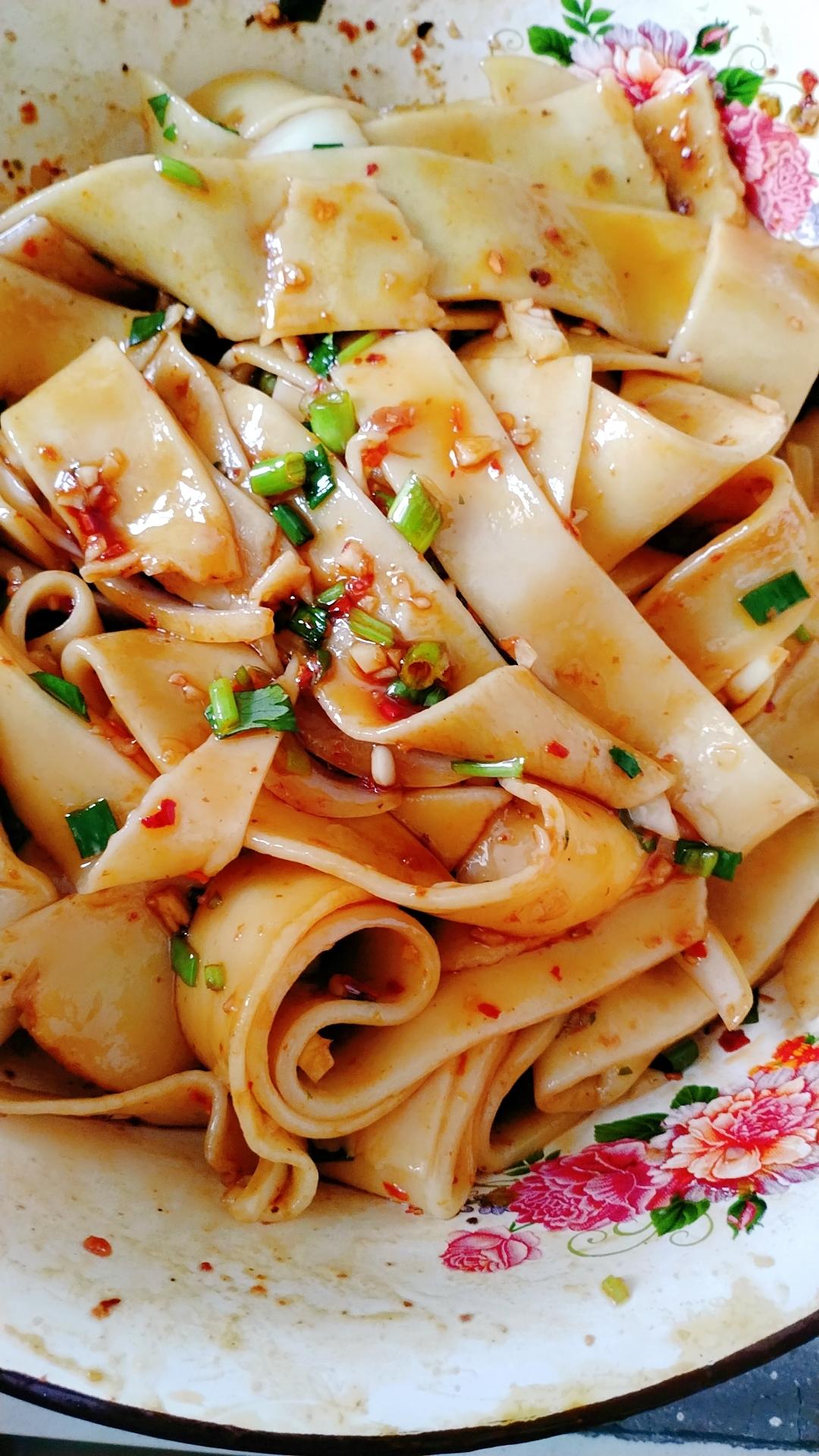 麻辣凉拌面的做法