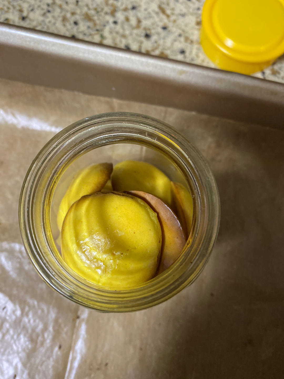 入口即化的无添加蛋黄溶豆