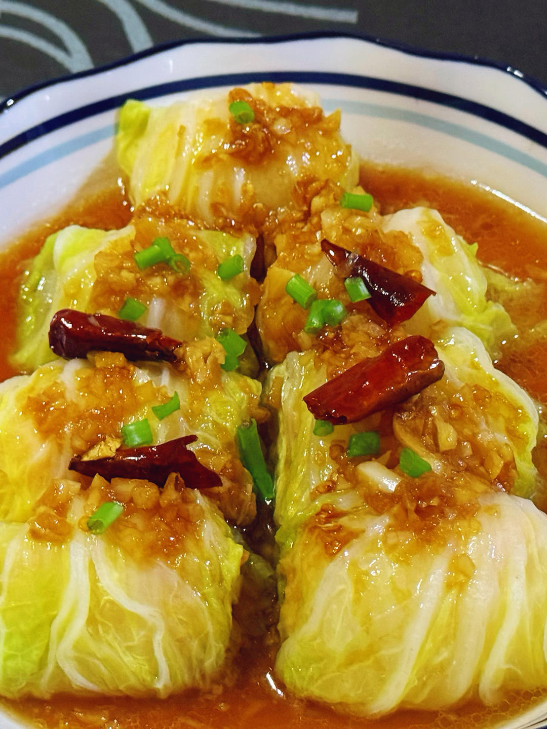 清淡却下饭的虾滑白菜卷，打赌你吃一次就忘不了！