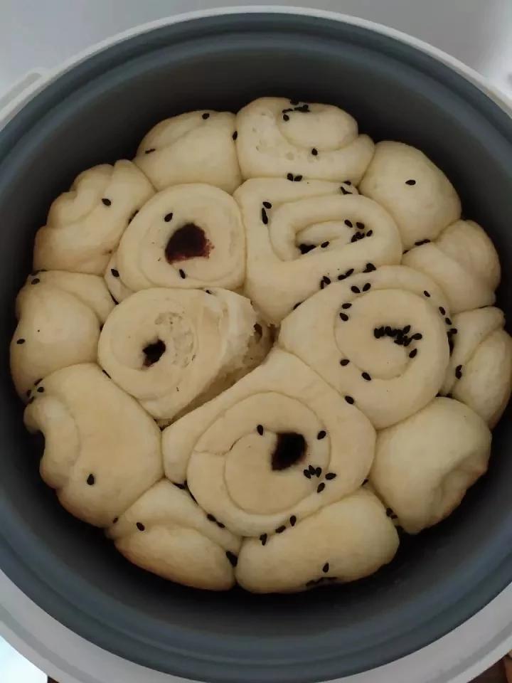 蜂蜜小面包、用电饭锅蒸出来的美食