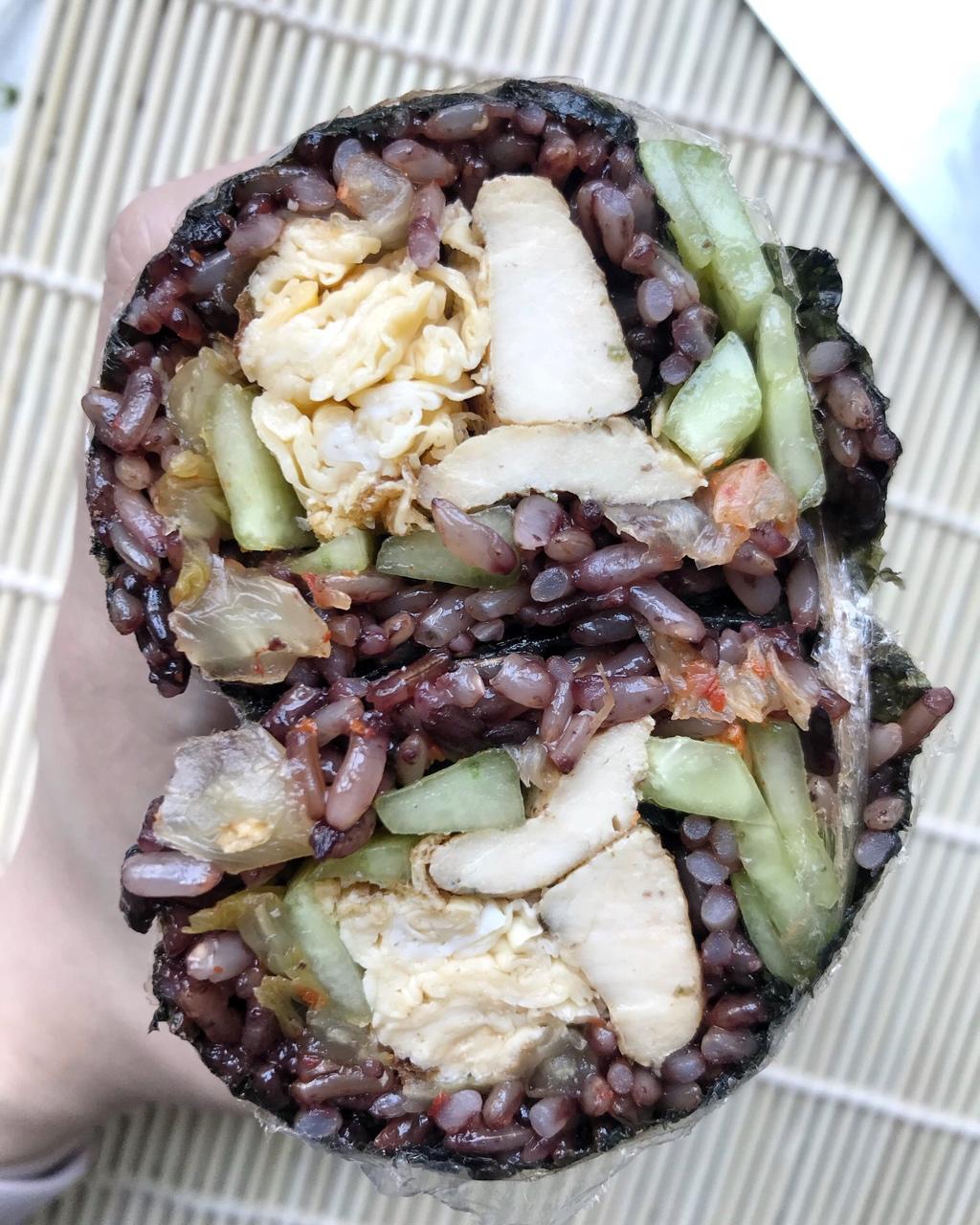 糙米鸡胸肉寿司