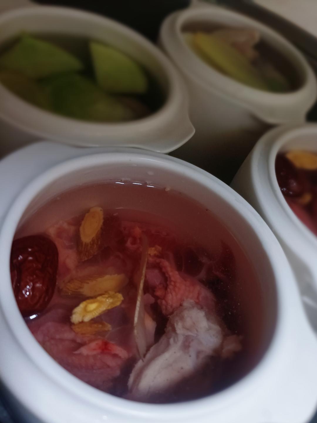 鸽子四神汤～炖盅蒸