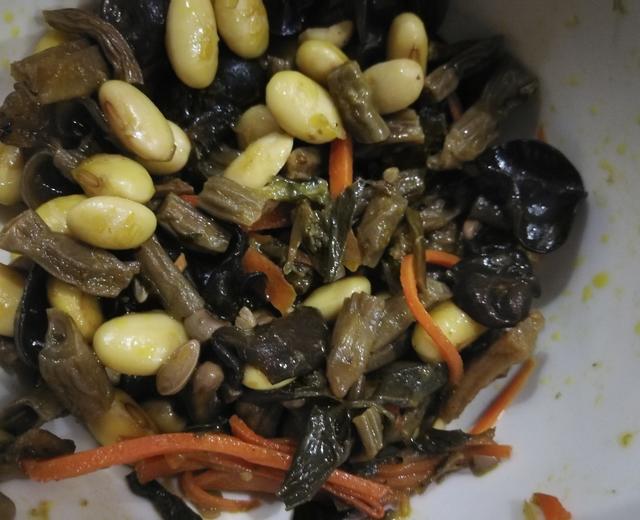 溧水年菜-安乐菜(豇豆干，青菜苔干)的做法