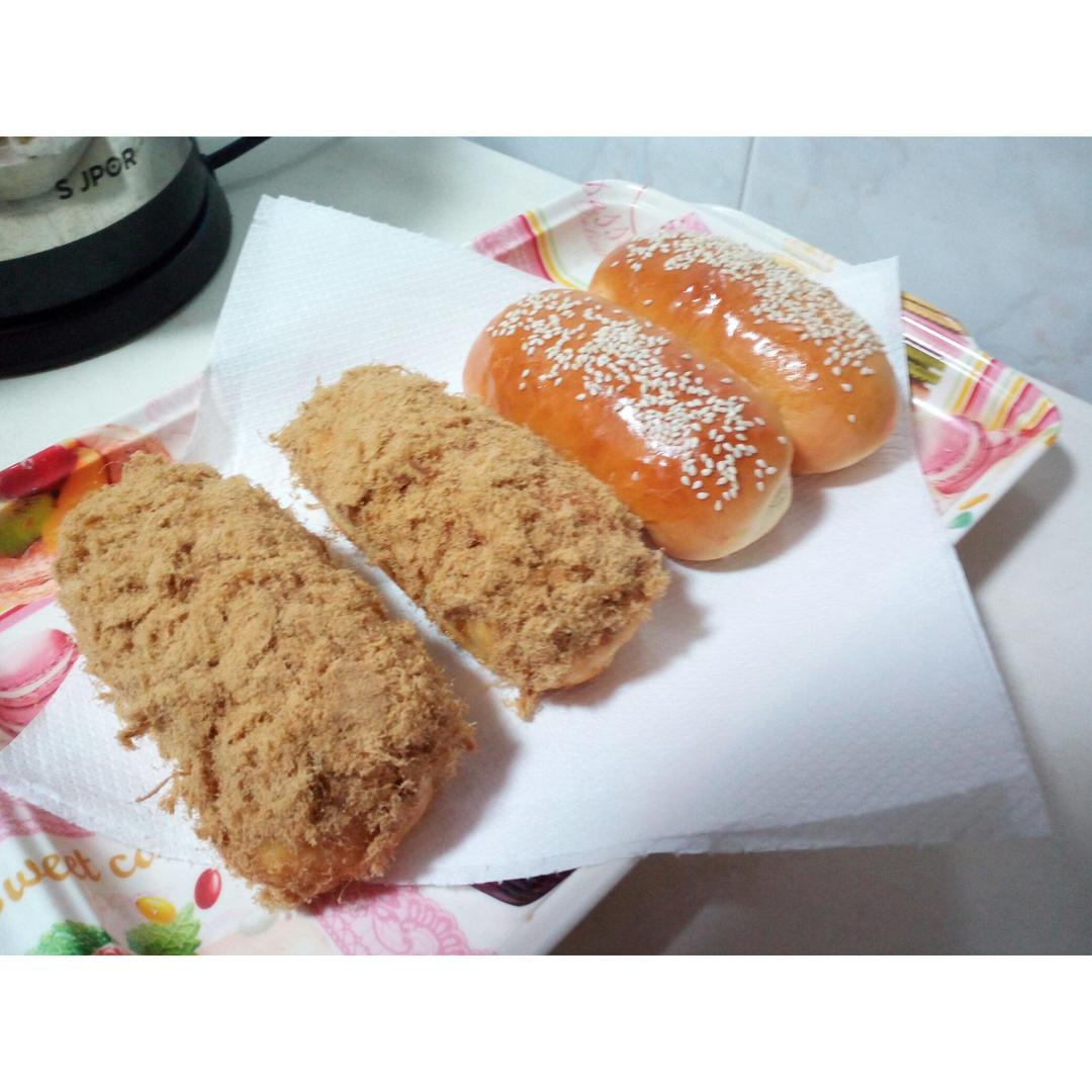 超好吃的肉松面包