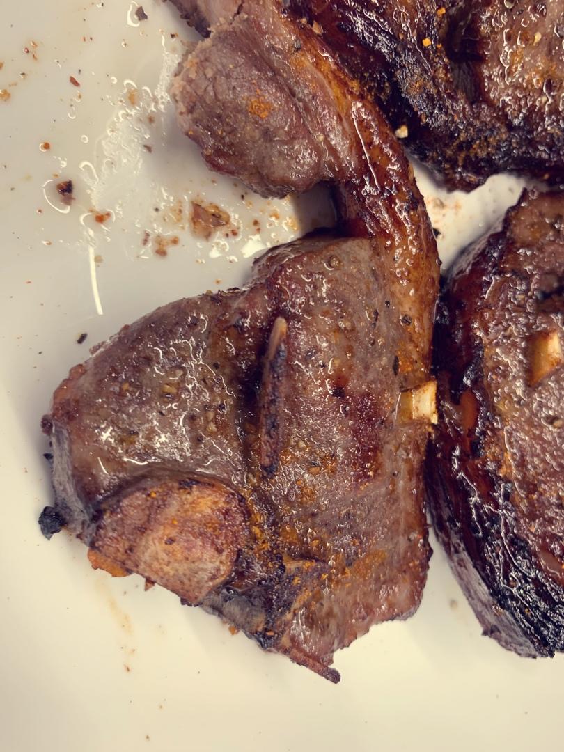 秒杀烧烤摊的烤羊排