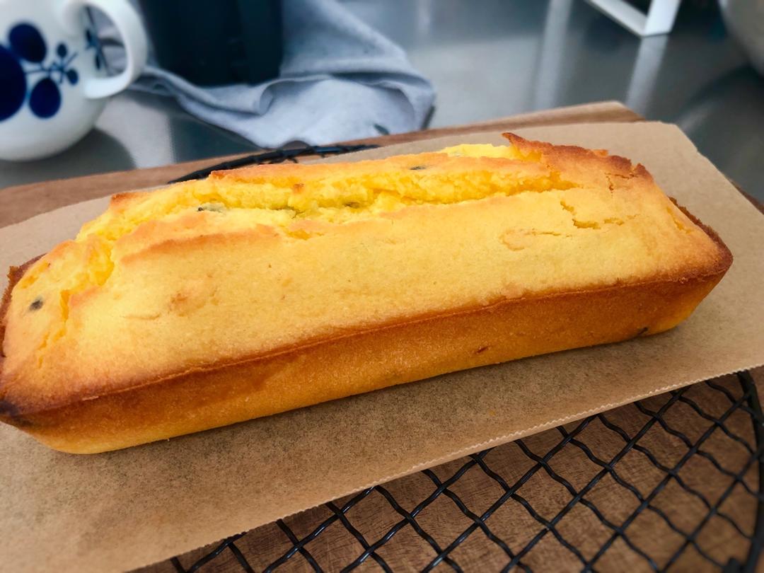 轻盈百香果磅蛋糕