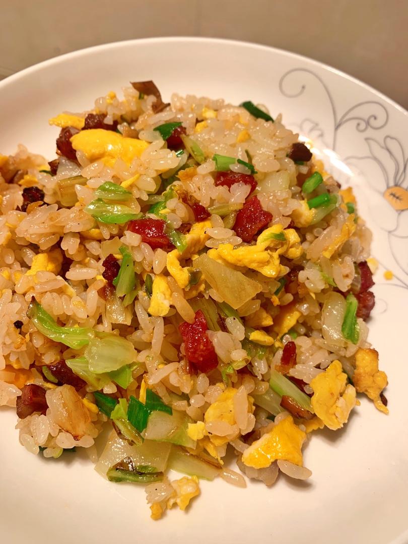 厨师长教你“蛋炒饭”如何做才好吃，答案都在这里面！