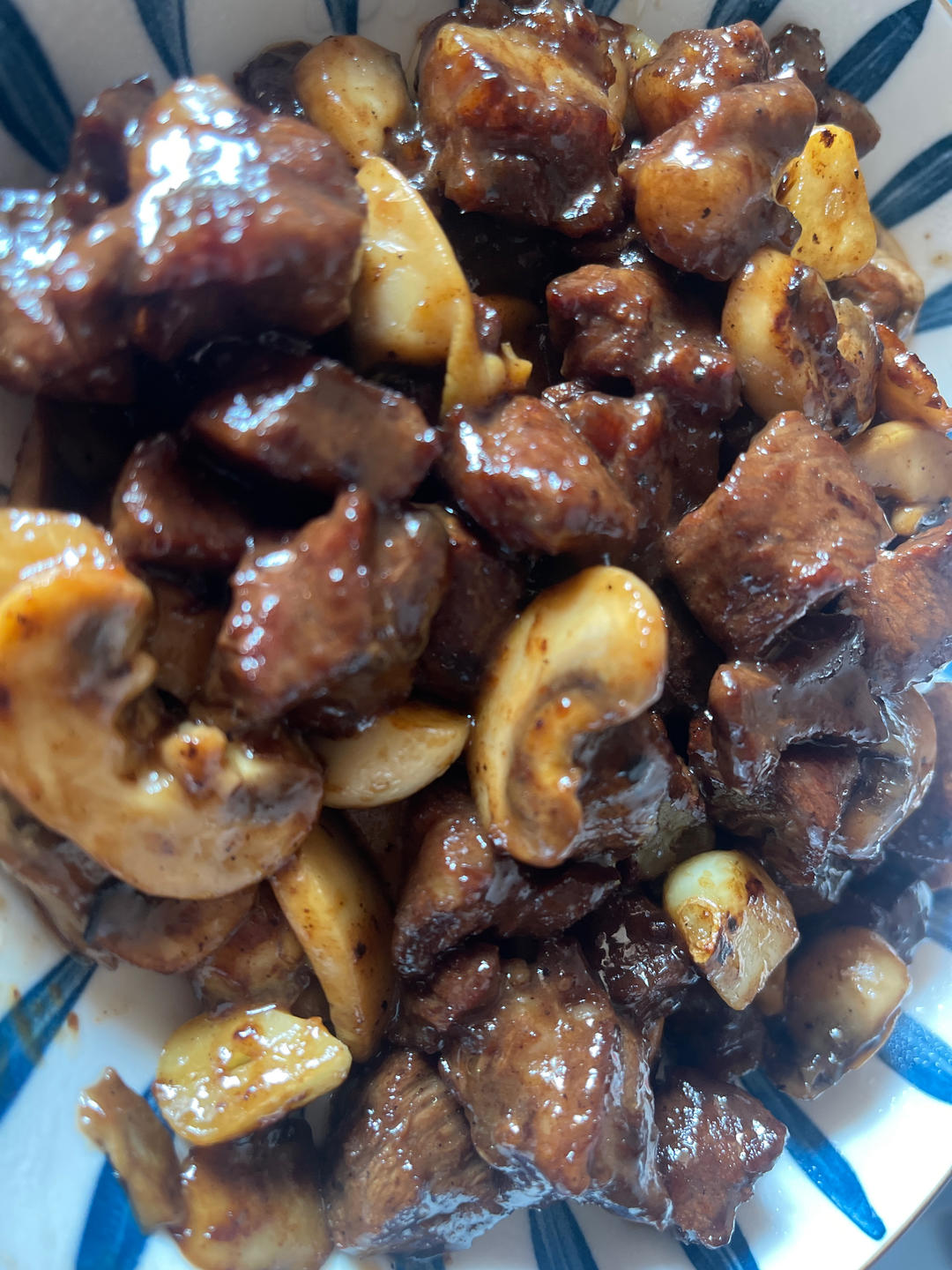 蒜香口菇牛肉粒