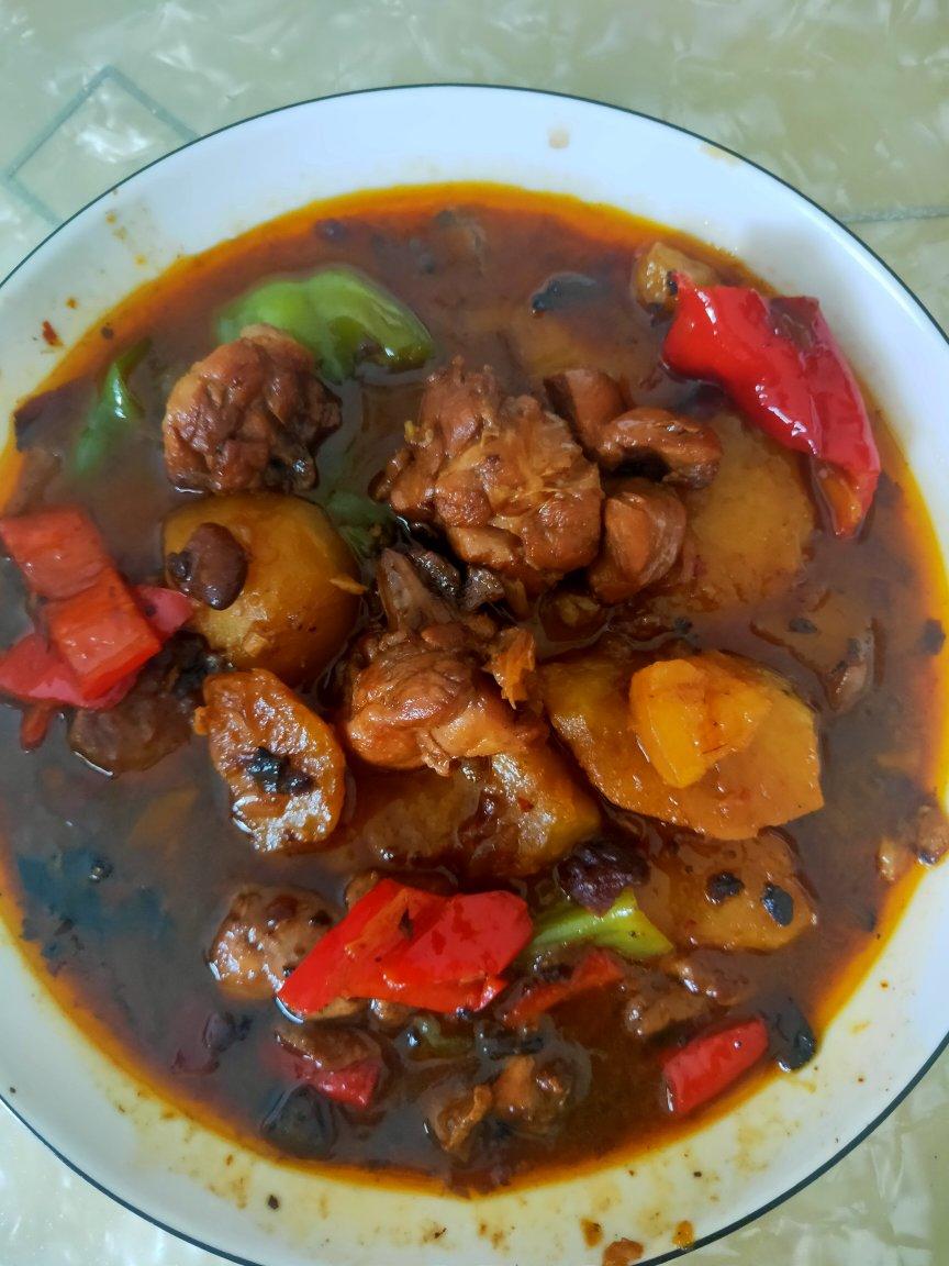 家常大盘鸡加手擀宽面