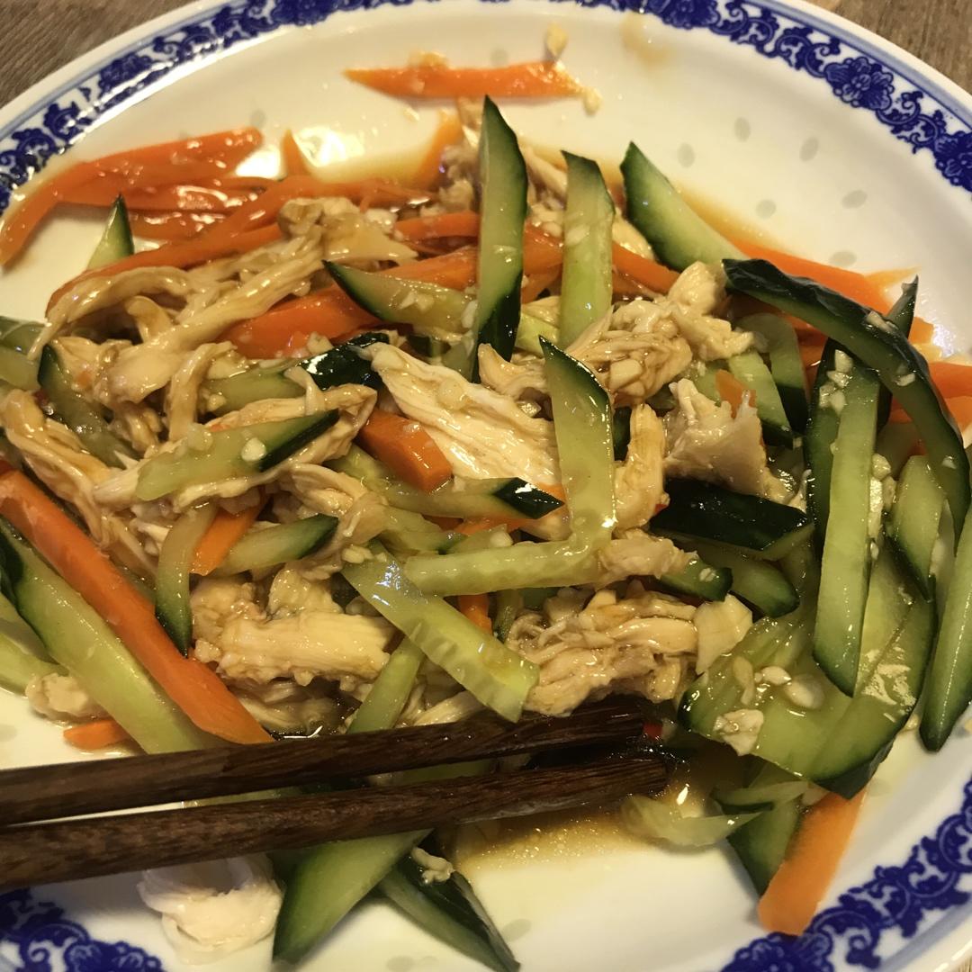 易学易做低卡路里减肥餐——凉拌鸡胸肉