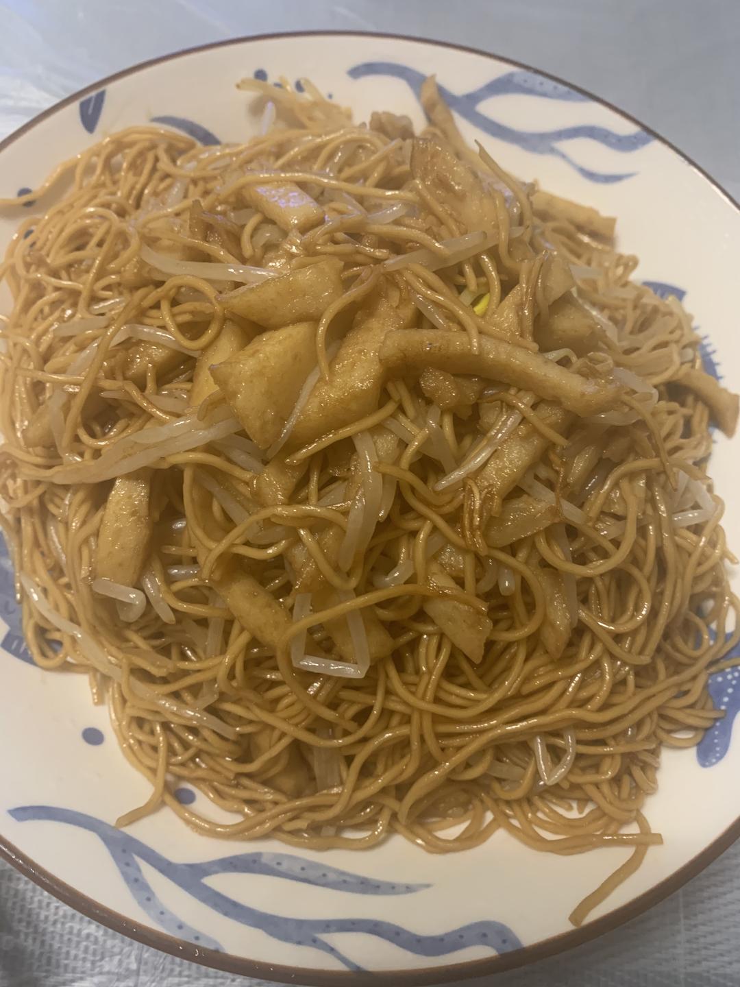 芽菜鱼片炒面的做法