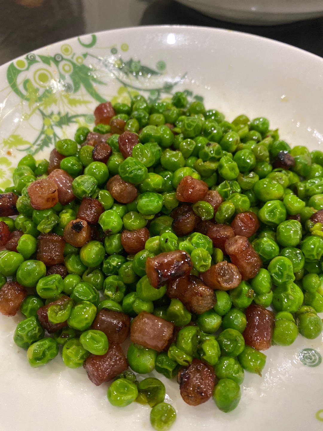 极简碧绿豌豆炒腊肠