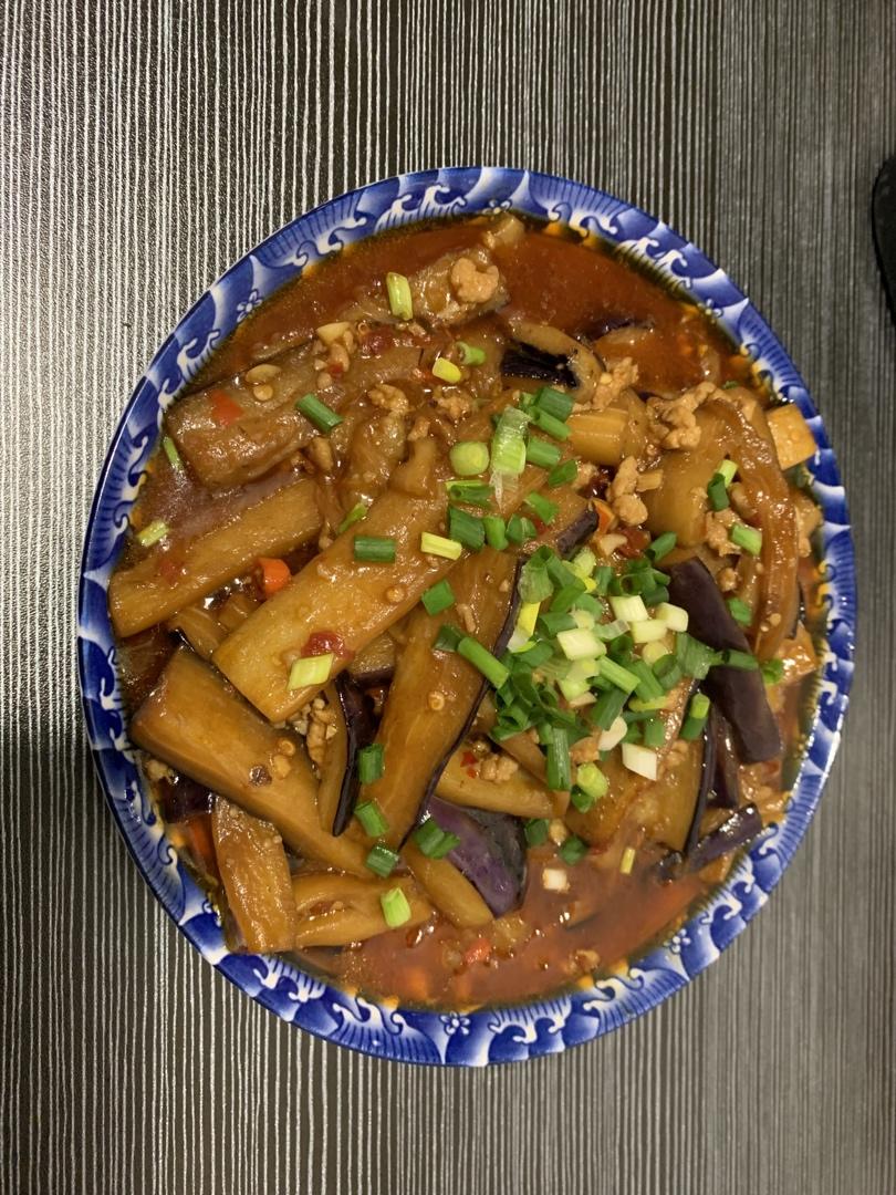 开胃下饭菜！巨简单的家常鱼香茄子煲