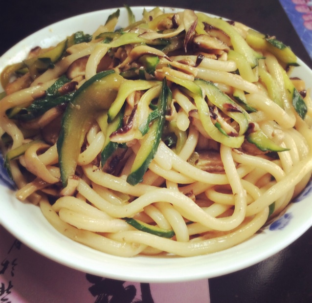 什锦炒乌冬面