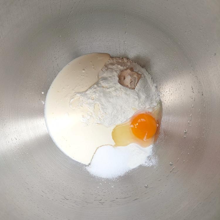 纯奶手撕吐司的做法 步骤1
