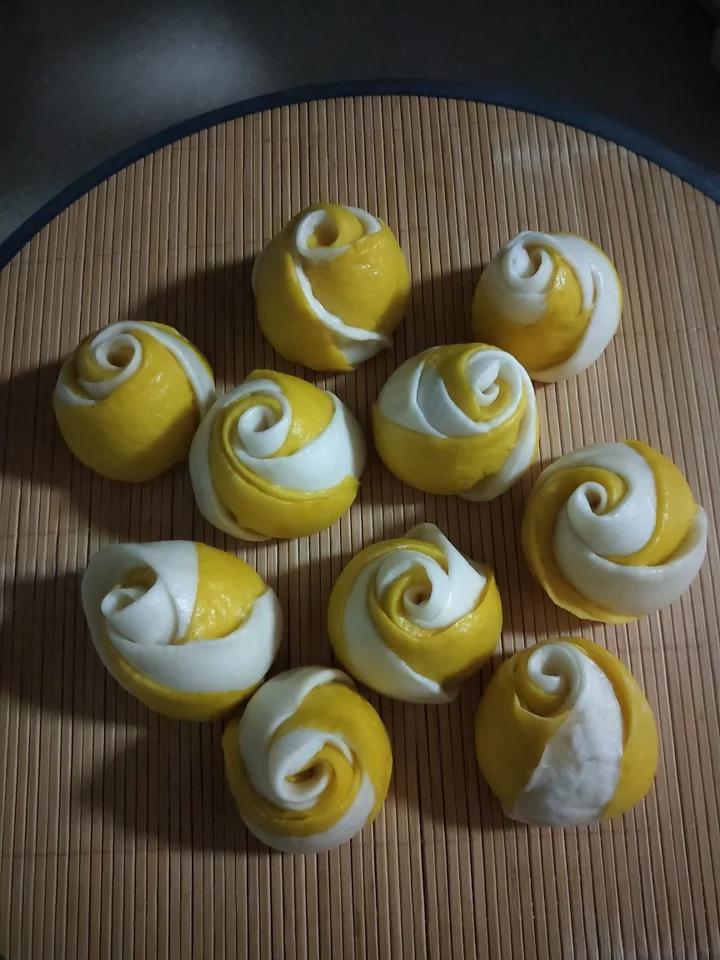 蓝色妖姬双色花卷