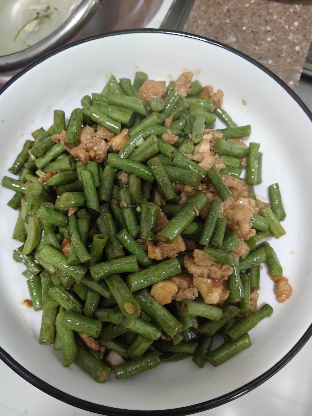 豆角炒肉丝