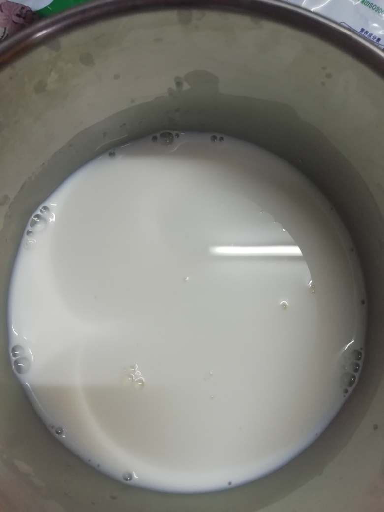 自制酸羊奶的做法 步骤3