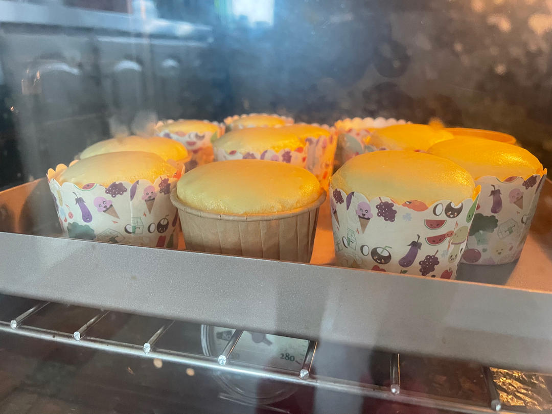 不塌不皱的光滑圆润版纸杯戚风（内含减糖版宝宝可吃）