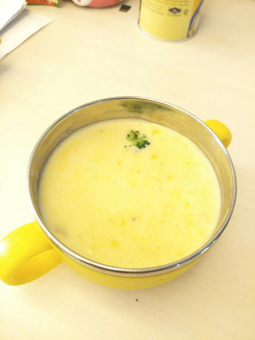 宋宋爱吃做的牛奶玉米浓汤