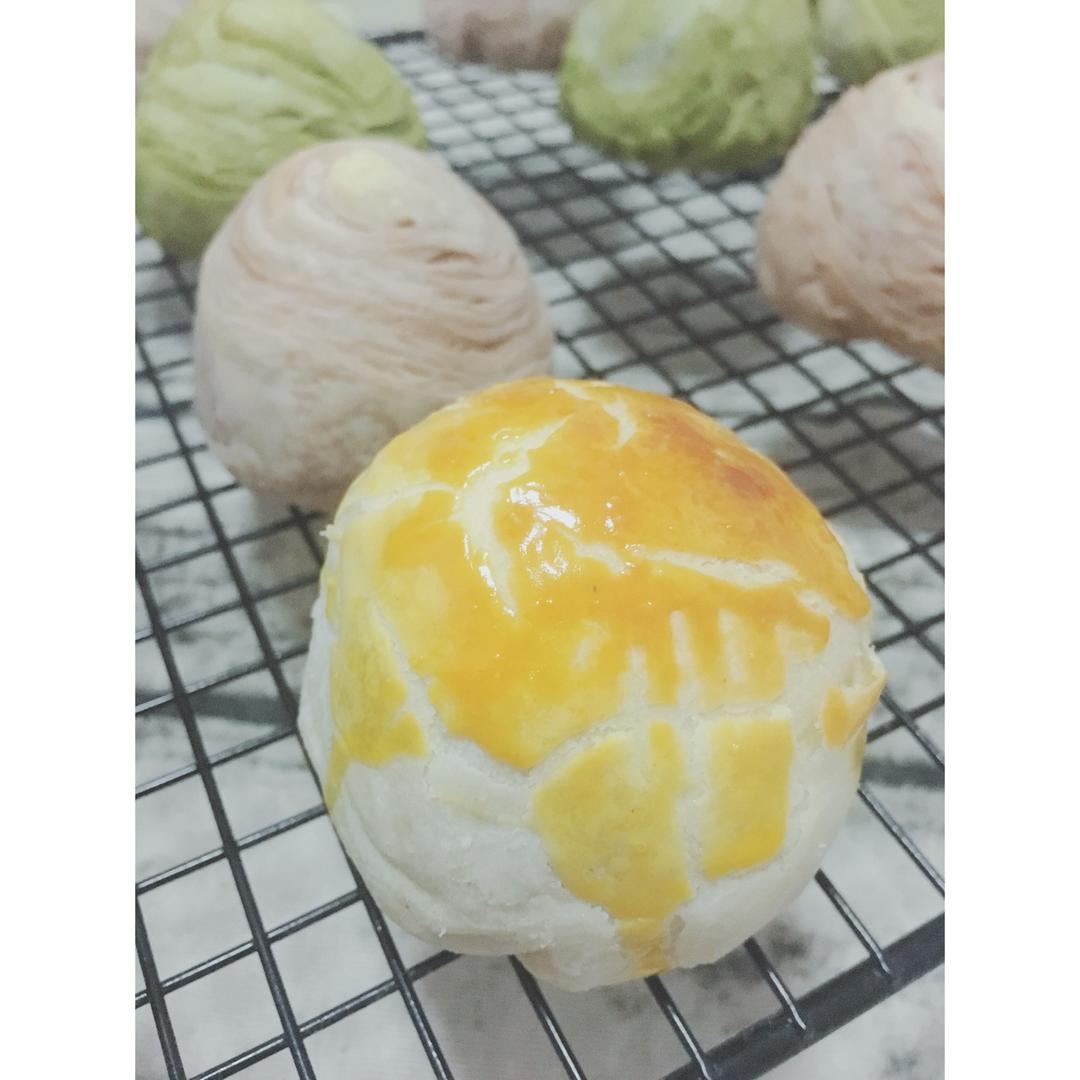 蛋黄酥~紫薯、抹茶、原味~花好月圆，中秋快乐~内附一次做六色蛋黄酥方法~