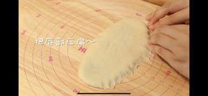 老式豆沙面包圈(只需一次发酵)的做法 步骤7