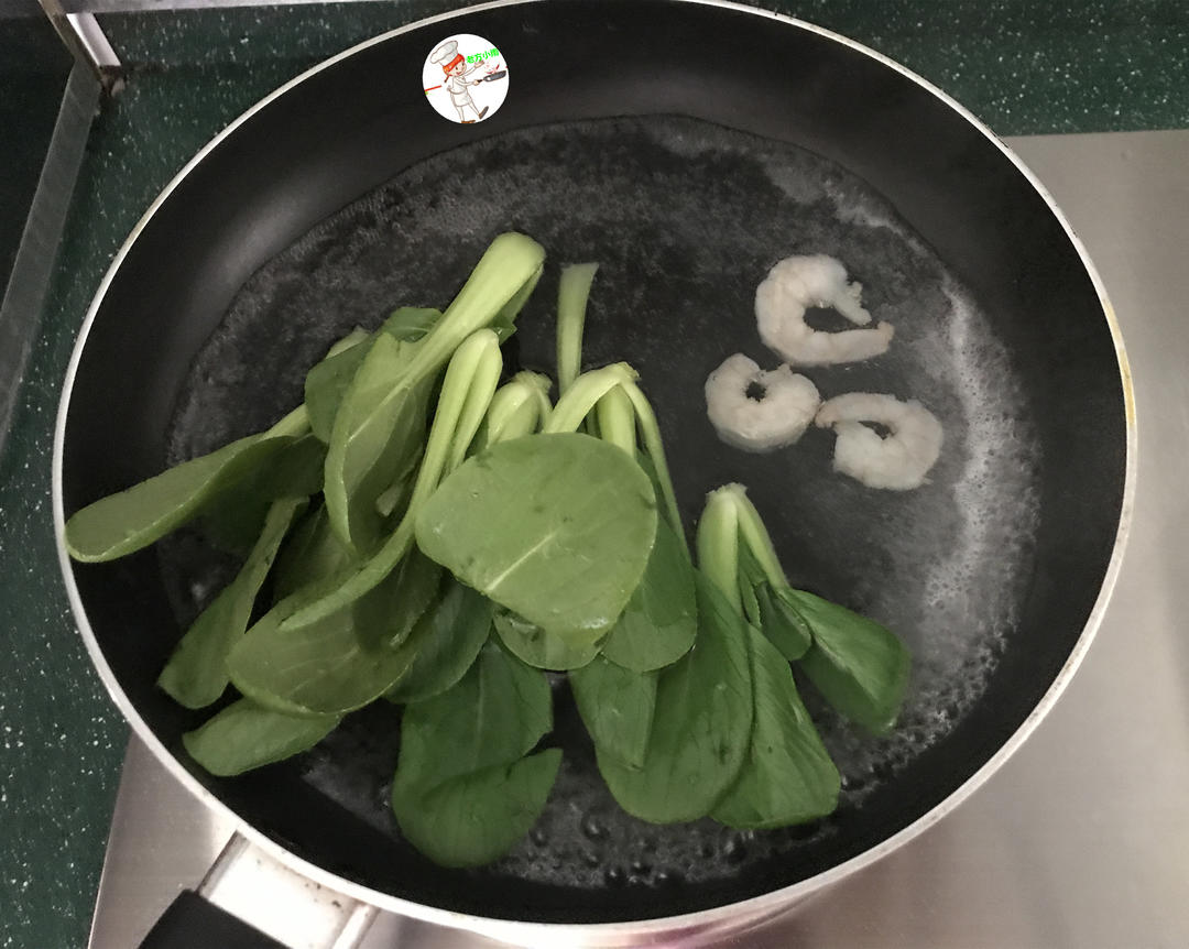 香肚虾仁酸汤粉&葱油饼的做法 步骤6