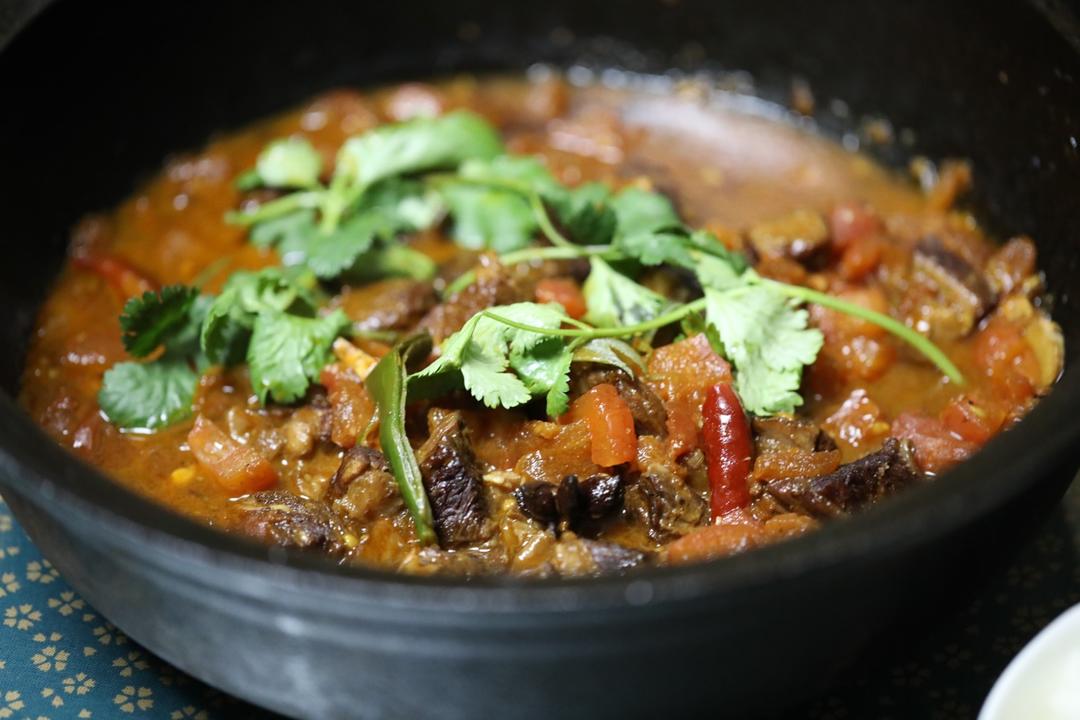 番茄炖带骨牛腩—Staub珐琅铸铁锅