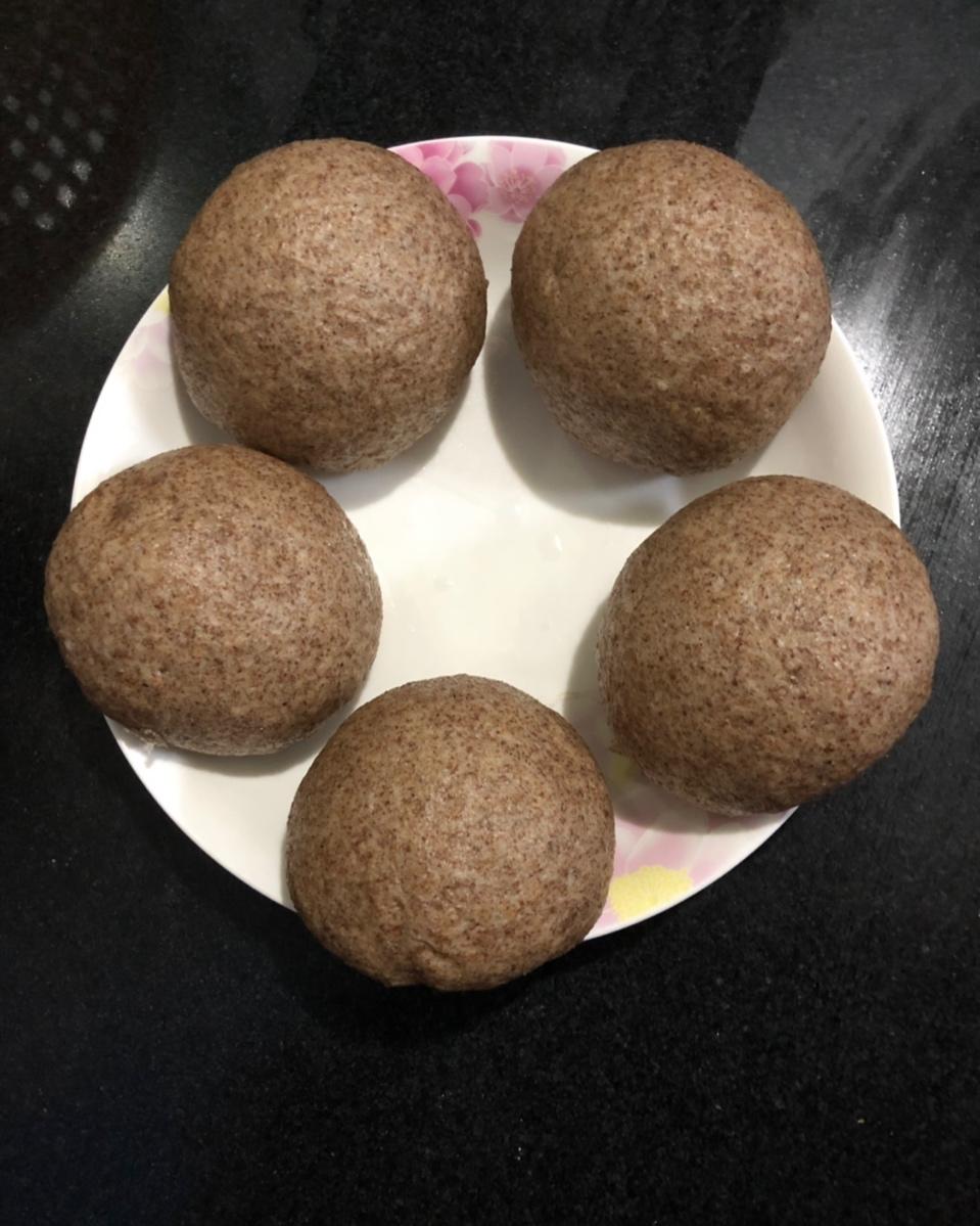 黑麦馒头