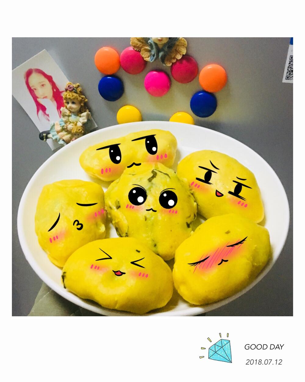 小白菜玉米面包子