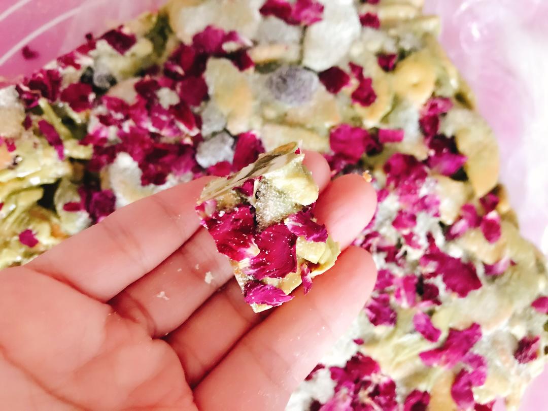 雪花酥（玫瑰、抹茶）