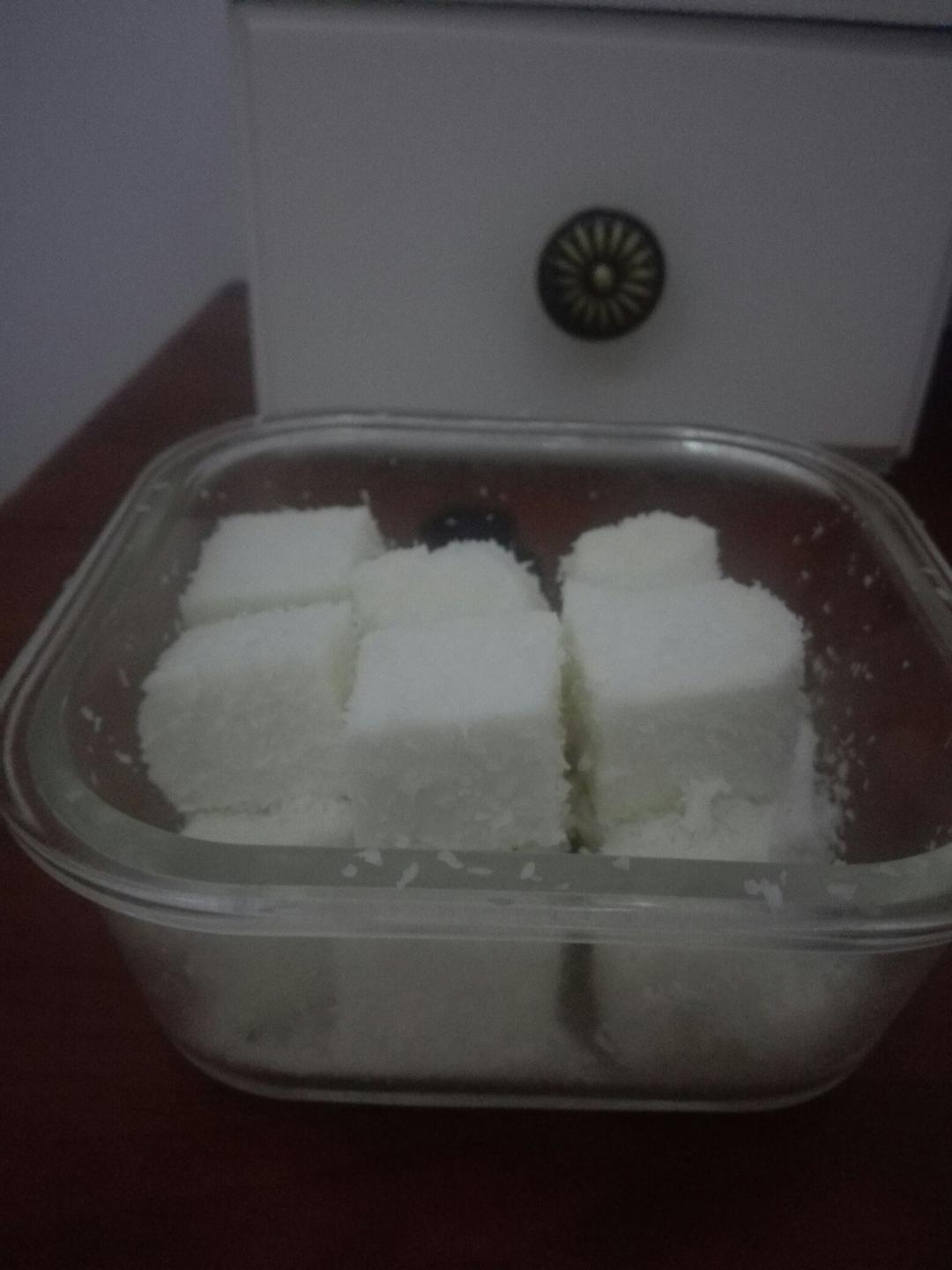 太棒啦！1个方子，做出2道口味一流的甜品！——椰奶小方&炸鲜奶