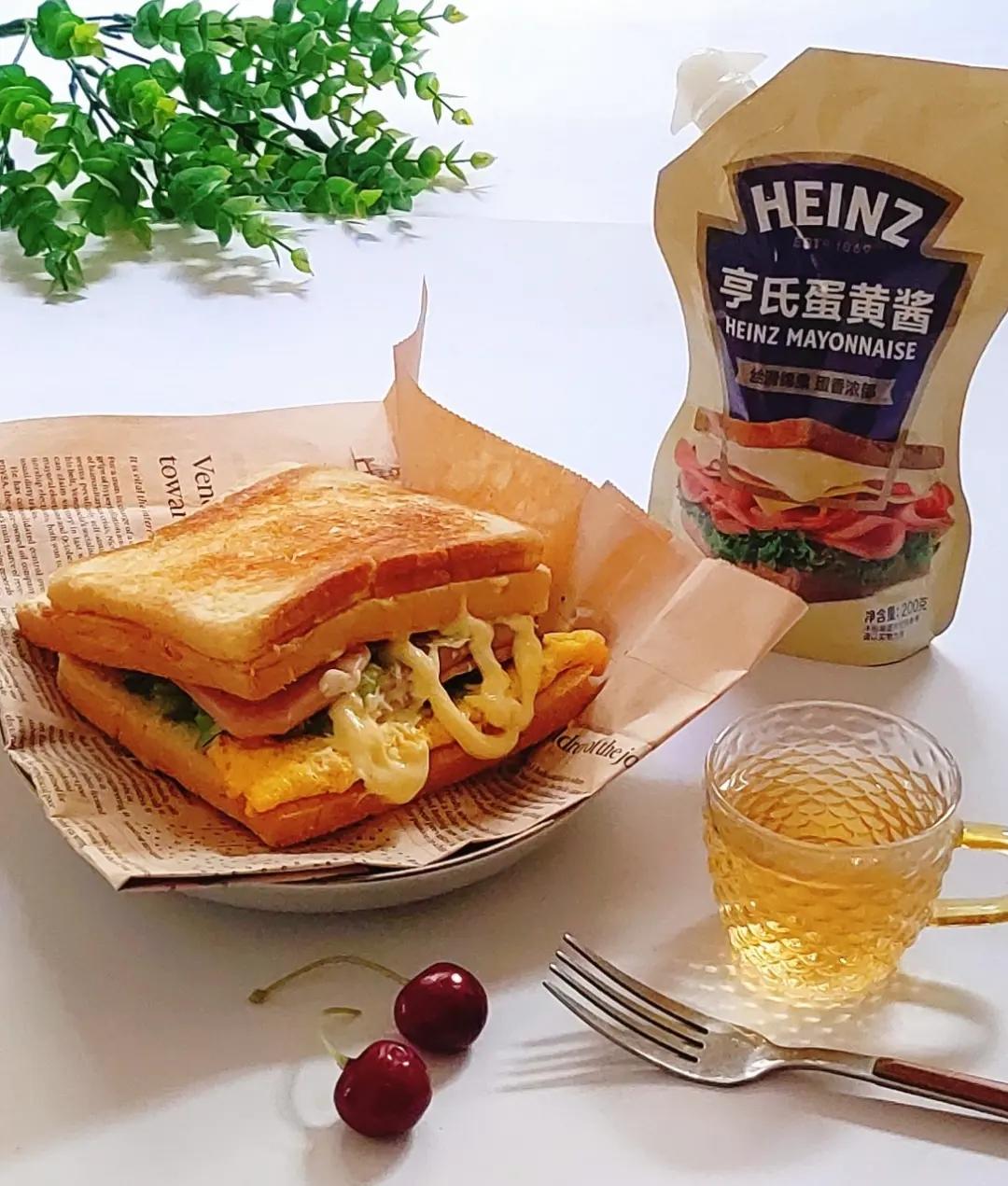 早八元气早餐｜午餐肉鸡蛋三明治