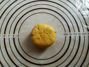 南瓜椰蓉红豆饼的做法 步骤9