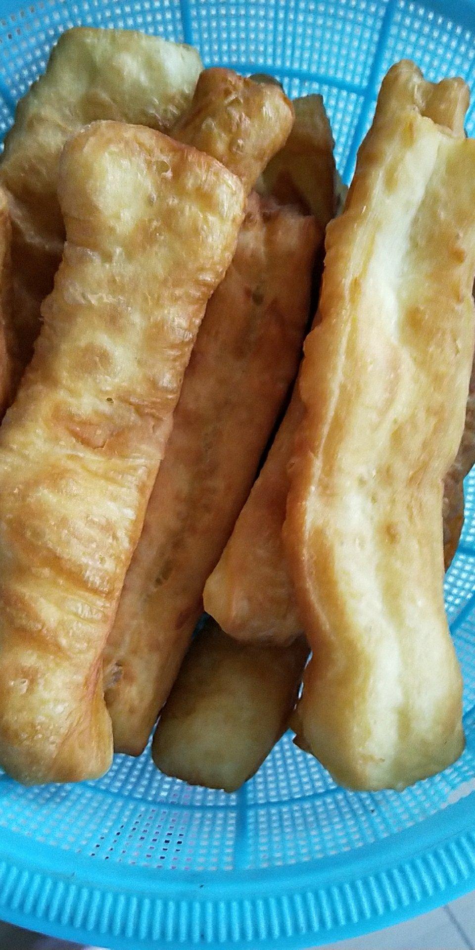 自制无泡打粉油条