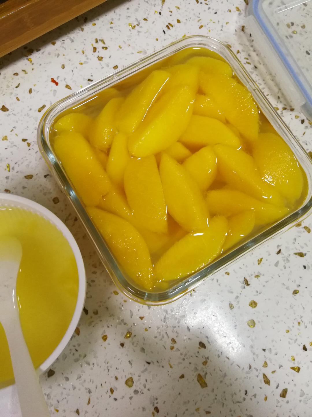 黄桃罐头
