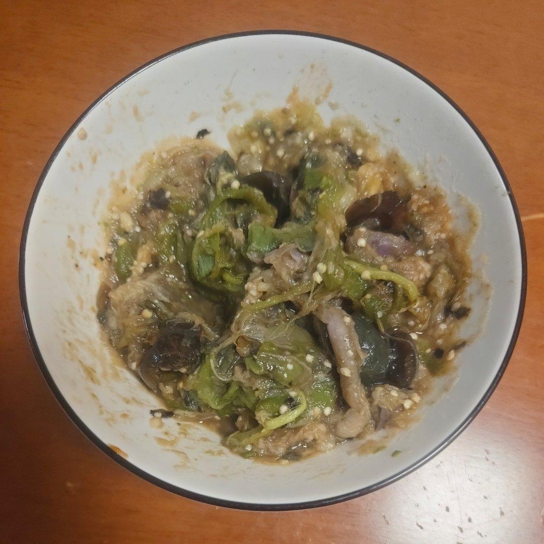 超下饭擂茄子辣椒松花蛋