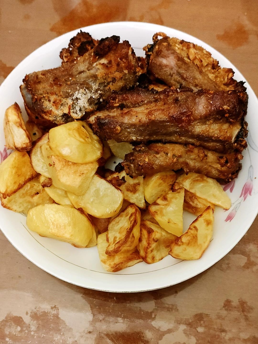 炸蒜香排骨