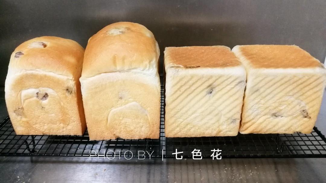 酒渍葡萄干吐司