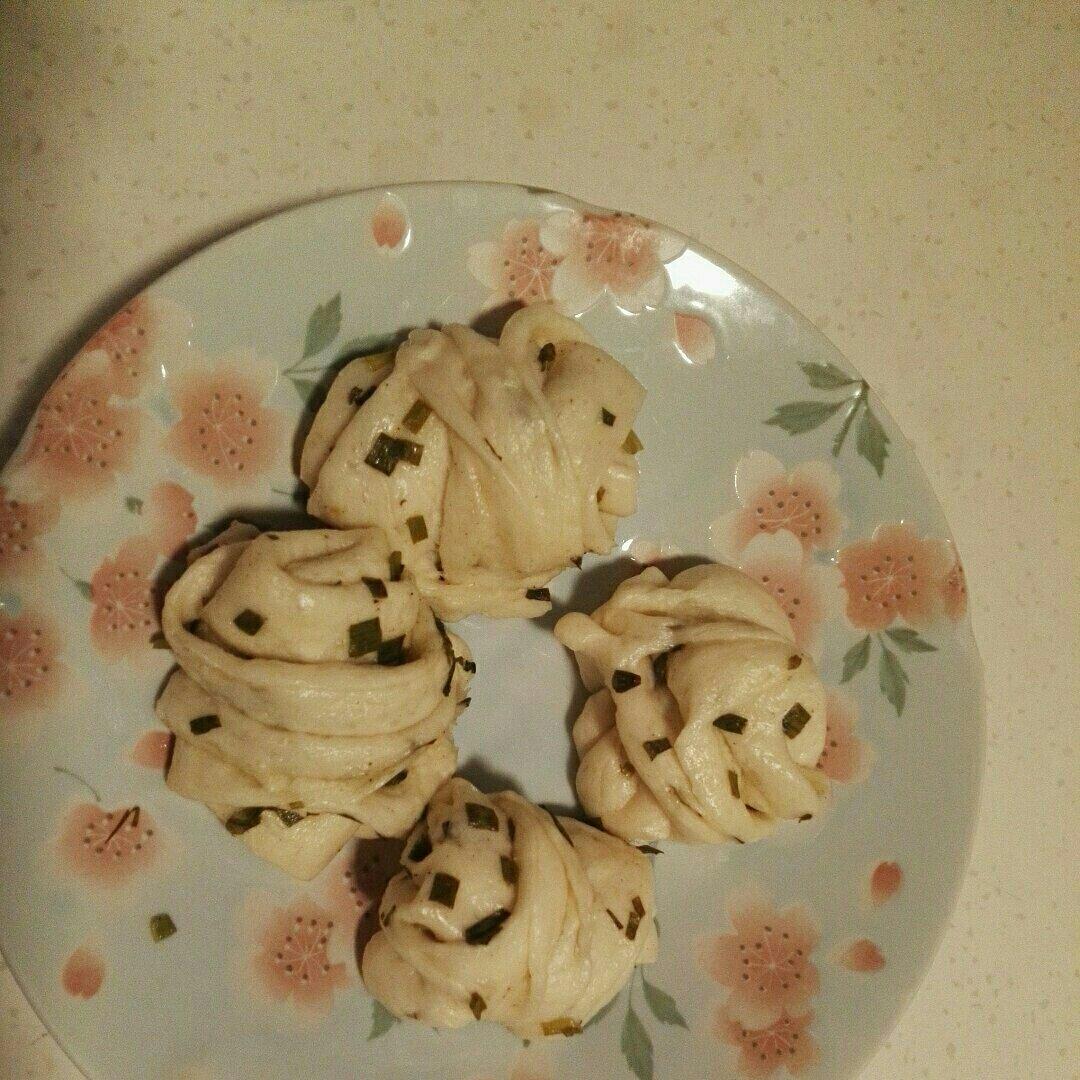 不败的-椒盐小花卷