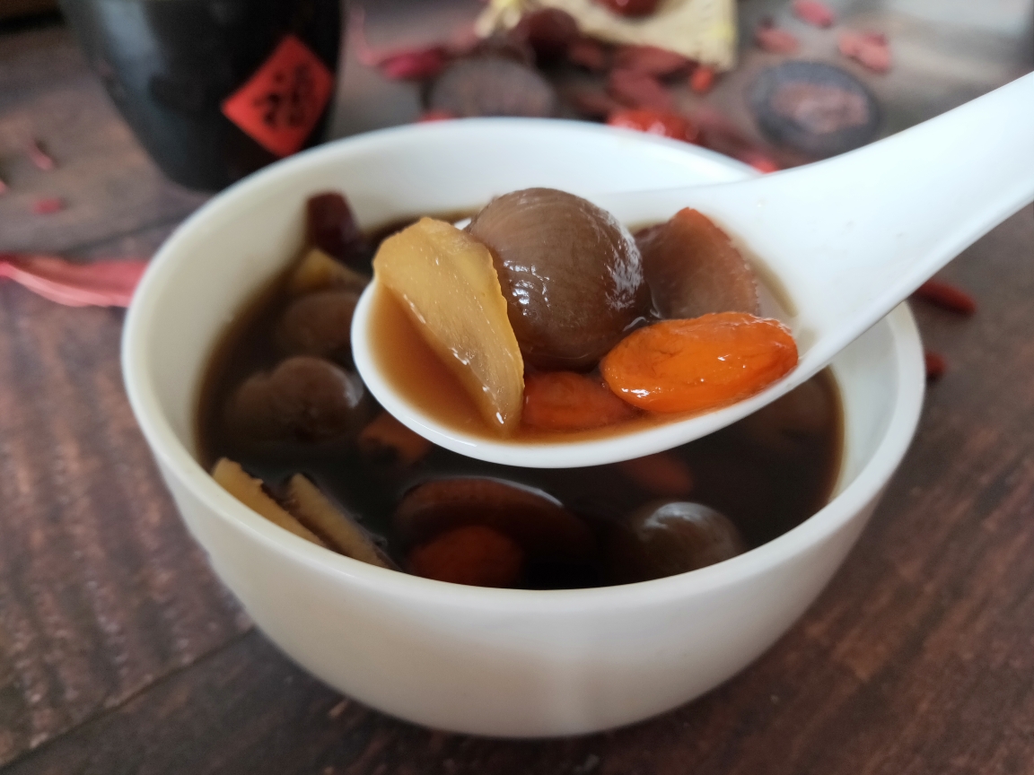 经期调理暖宫神汤——《红枣桂圆枸杞汤》的做法