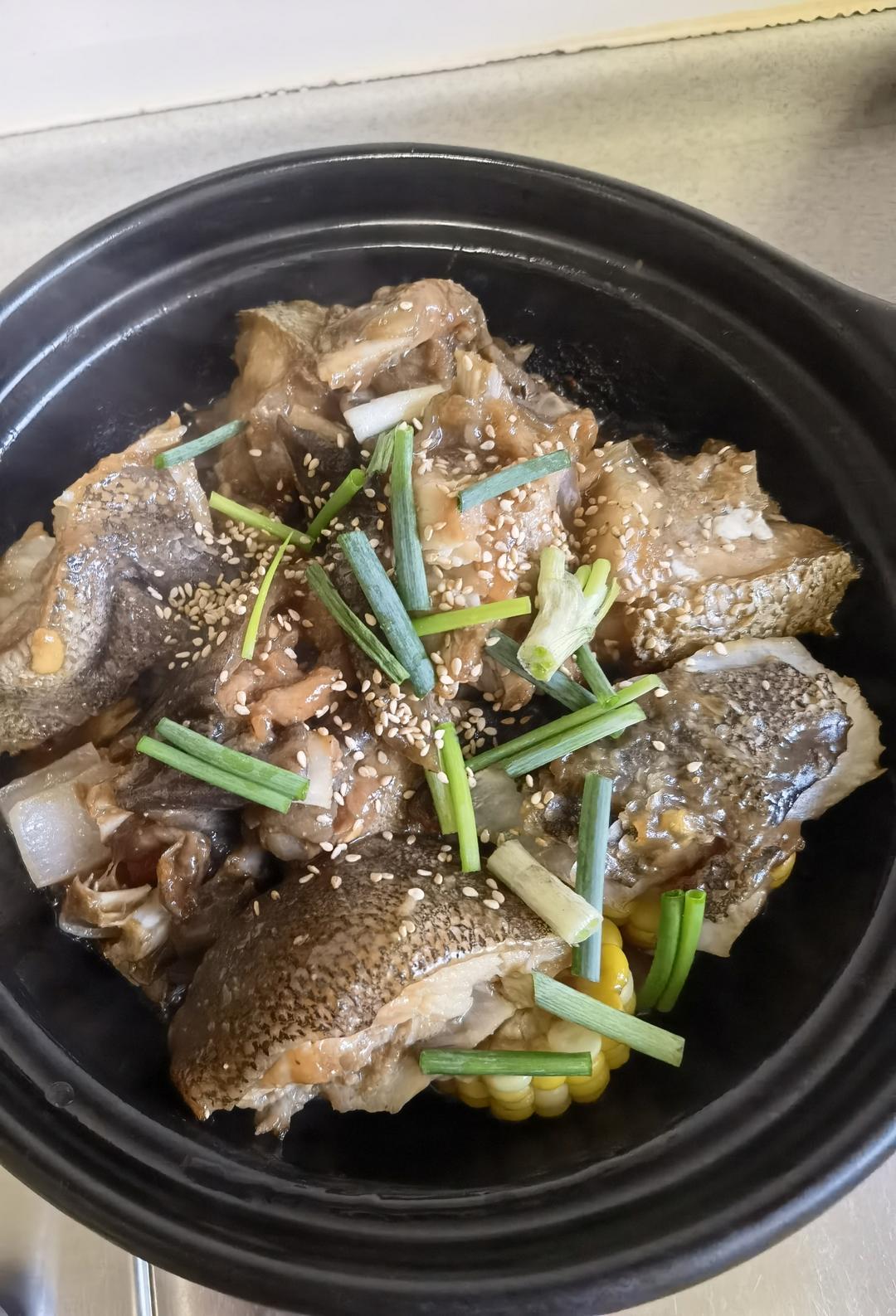 砂煲红烧石斑鱼头