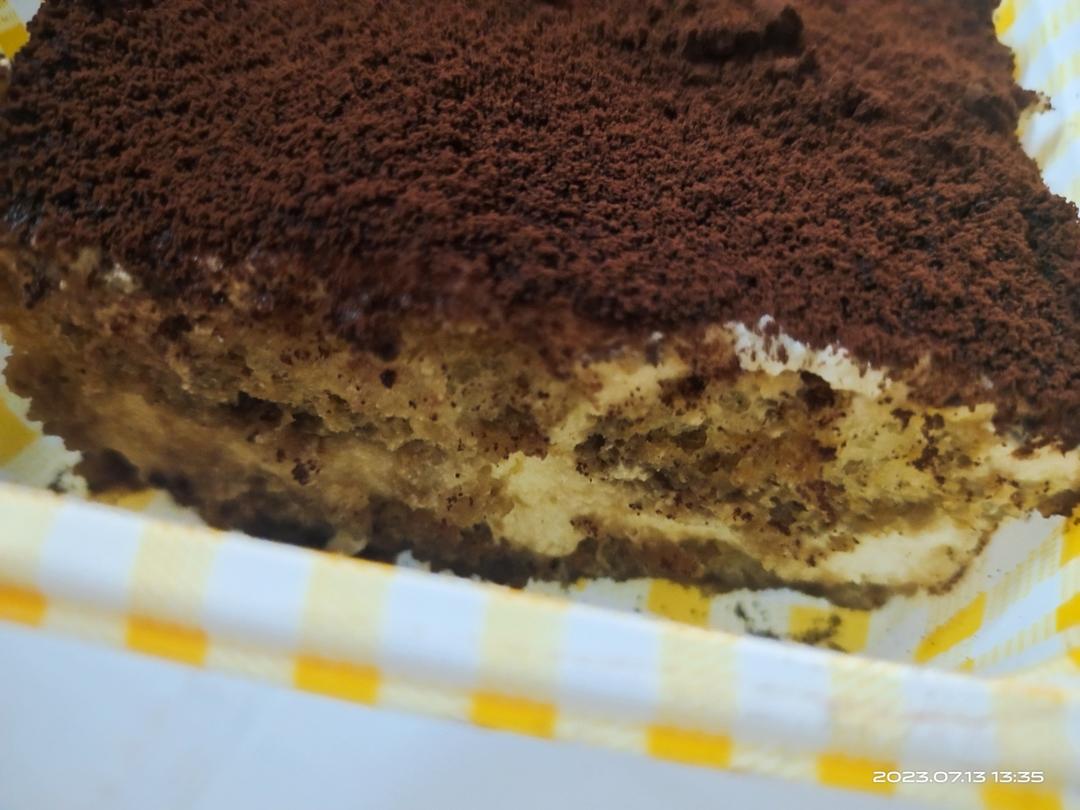 在欧洲学会的经典版提拉米苏